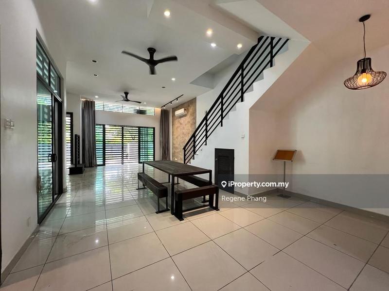 Rumah Berangkai 3 Tingkat untuk Dijual di Taman Putra Prima, Puchong oleh Regene Phang - iProperty.com.my