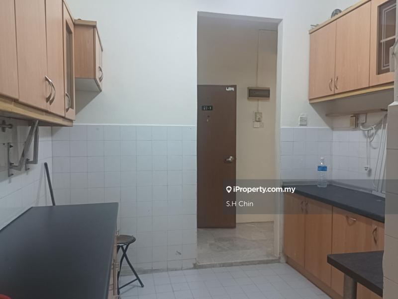 Condominium for Rent in Rose Vista by S.H Chin - iProperty.com.my