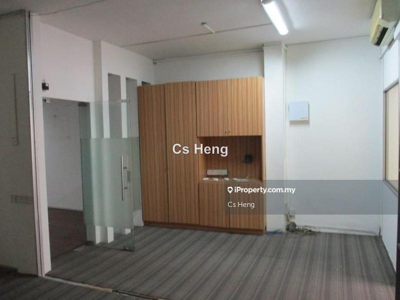 Office for Sale in Taman Sri Batu Caves, Batu Caves by Cs Heng - iProperty.com.my
