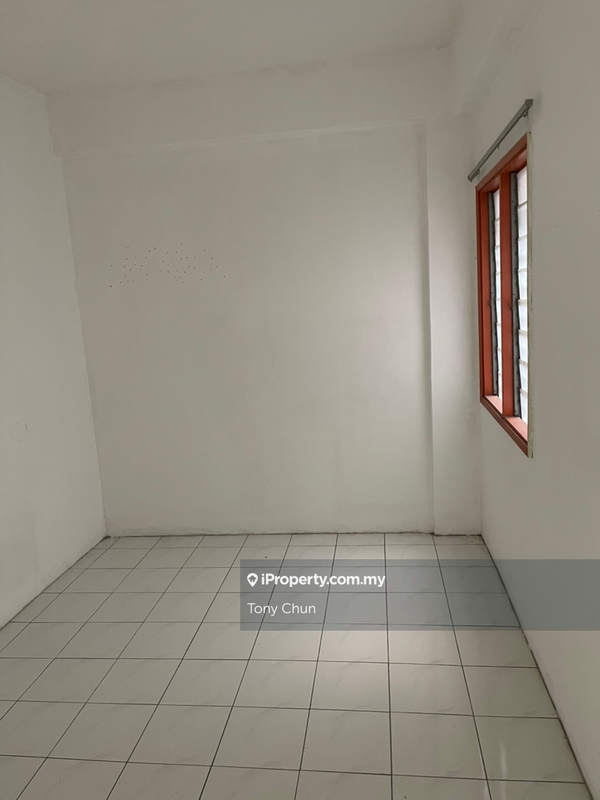 Apartment for Sale in Putra Ria Apartment by Tony Chun - iProperty.com.my