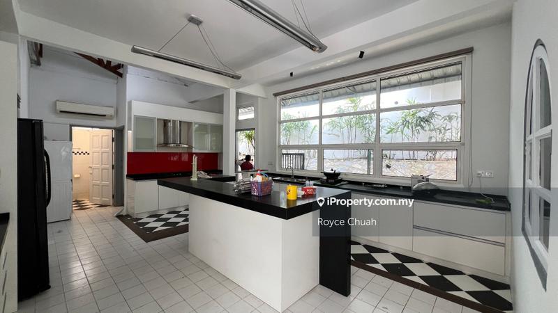 Bungalow House untuk Dijual di Gated and Guarded, Damansara Heights oleh Royce Chuah - iProperty.com.my