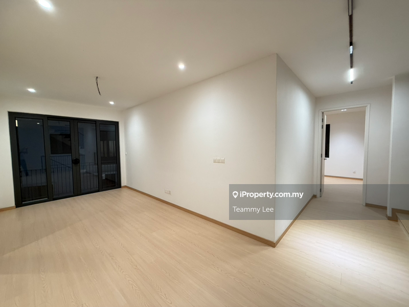 Rumah Berkembar untuk Dijual di Taman Ikhlas, Bandar Sungai Long oleh Teammy Lee - iProperty.com.my