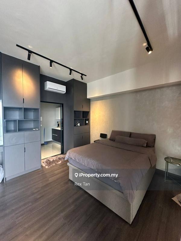 For Rent - 28 Boulevard