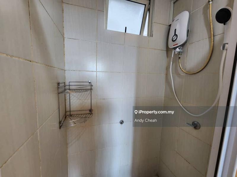 Service Residence for Sale in Meridin Bayvue @ Sierra Perdana by Andy Cheah - iProperty.com.my