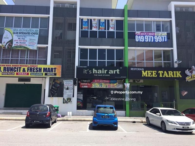 For Sale - Bangi Kajang Bandar Puteri Bangi Corner Shop for SALE ROI 5.14%