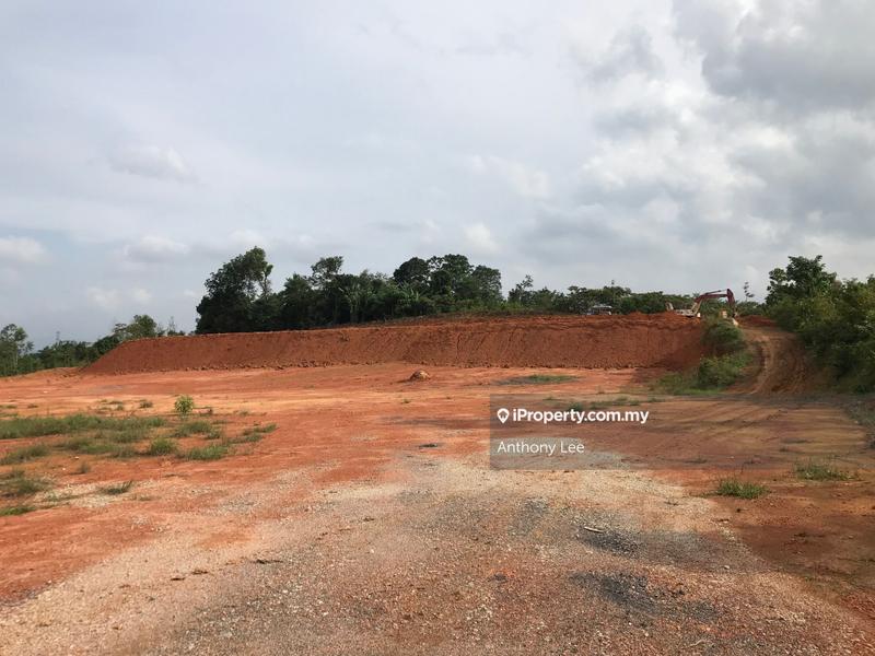 For Sale - Selayang Baru 1 acre converted industrial land limited land 12mil nego