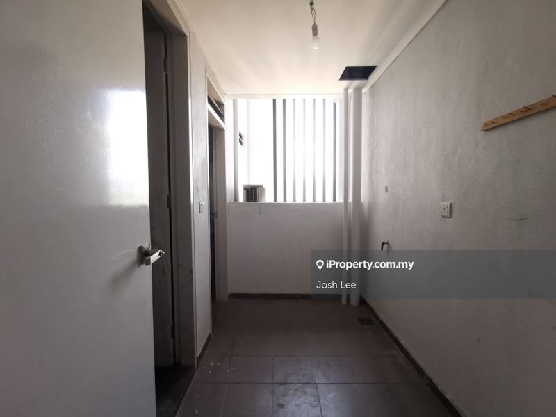 Service Residence for Sale in Serini Melawati by Josh Lee - iProperty.com.my