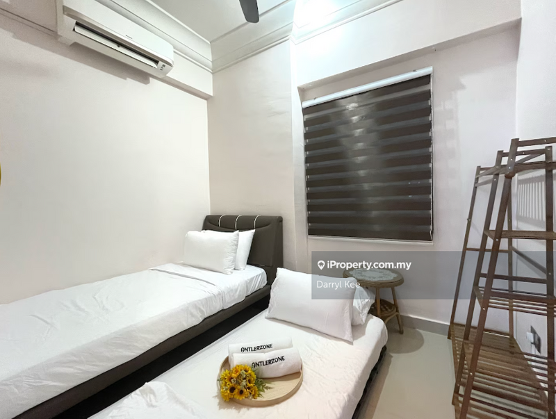 For Sale - V@SUMMERPLACE