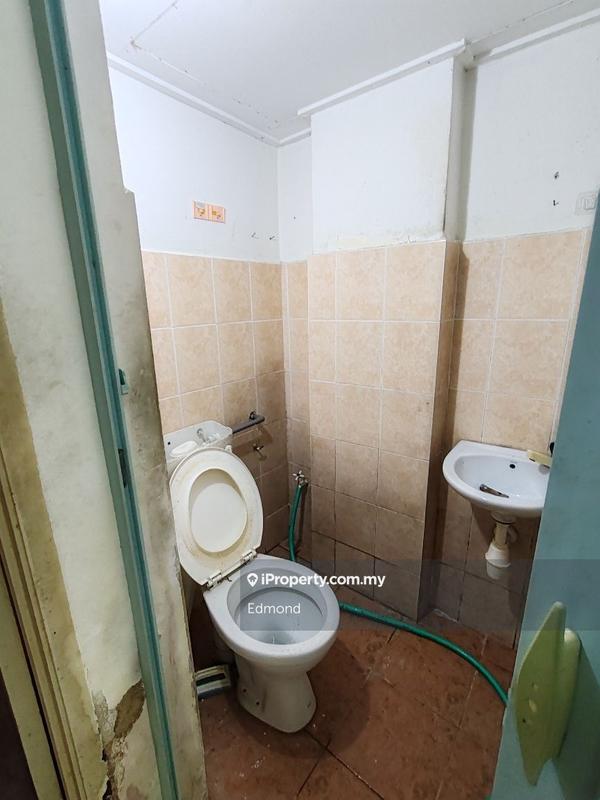 For Rent - Selesa I Resort Apartment (Pangsapuri Damai Mewah B)