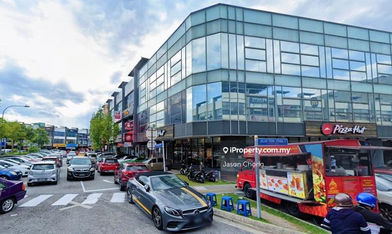 For Sale - 4.1% ROI ! Very Rare 3 Storey Corner Shop, Value Buy ! @The Trillium, Lakefiled, Sungai Besi
