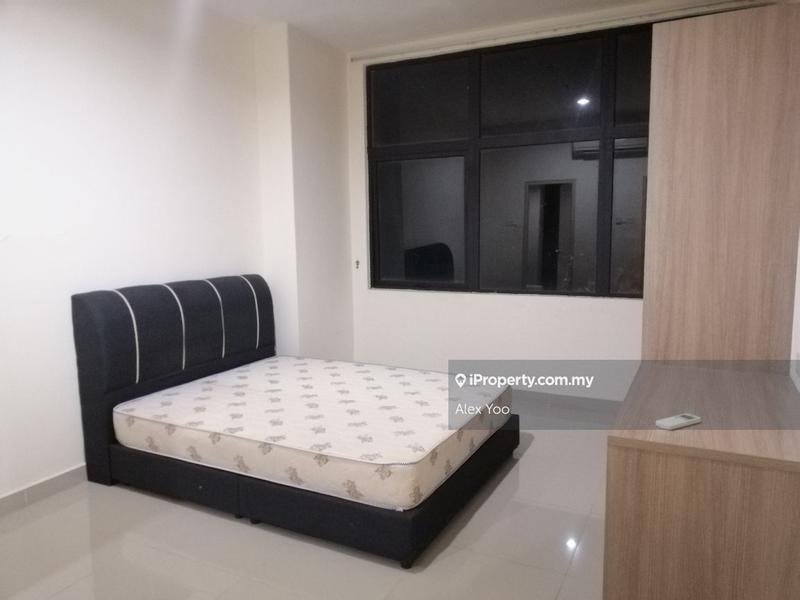 For Rent - Emerald Avenue