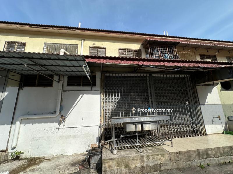 Kedai untuk Dijual di Serdang Lama, Seri Kembangan oleh Sunny Chan - iProperty.com.my