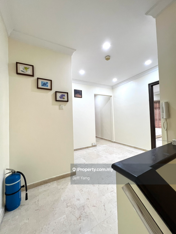Kondominium untuk Dijual di The Straits View Condominium oleh Jeff Yang - iProperty.com.my