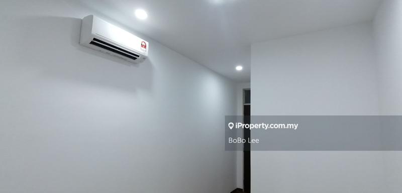 4.5-storey Terraced House for Sale in Happy Garden, Kuchai Lama by BoBo Lee - iProperty.com.my