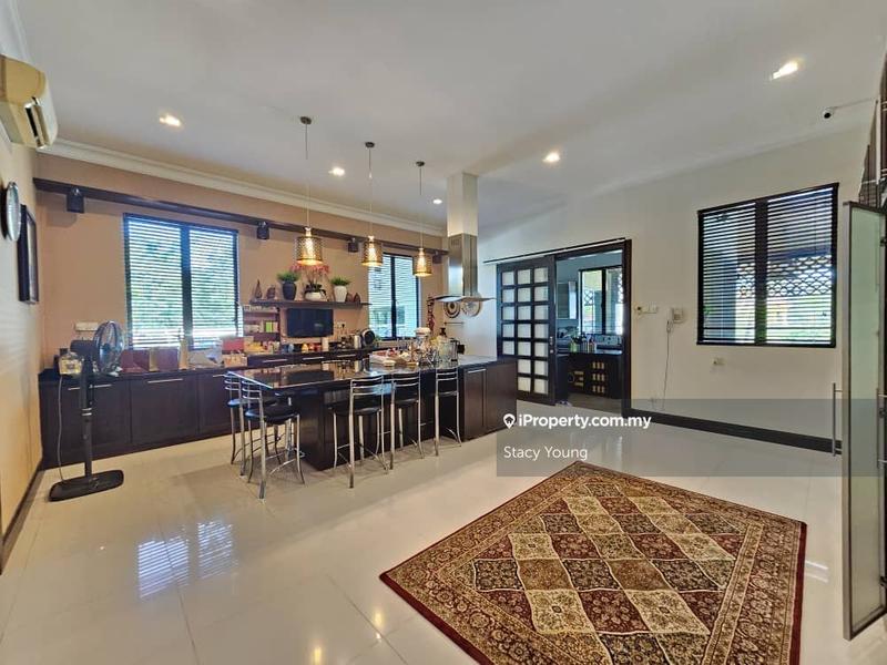 Bungalow House for Sale in Country Heights, Kajang by Stacy Young - iProperty.com.my