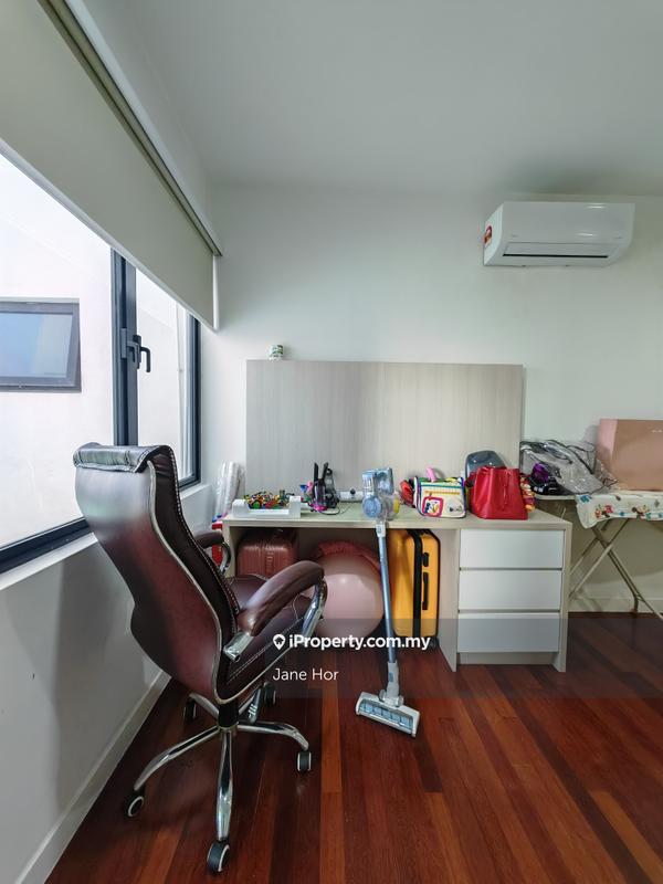 Rumah Teres 3-Tingkat untuk Dijual di 16 Sierra, Puchong oleh Jane Hor - iProperty.com.my