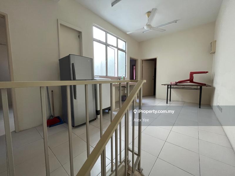 Rumah Berangkai 3 Tingkat untuk Dijual di Furnised 3 Storey house at West Lake Kampar, Kampar oleh Alex Yee - iProperty.com.my