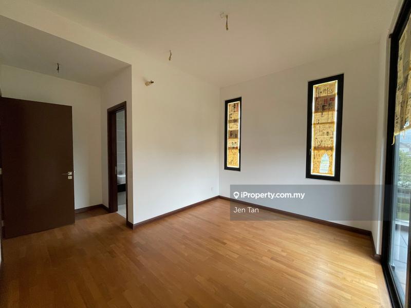 Bungalow House for Sale in Kota Kemuning, Shah Alam by Jen Tan - iProperty.com.my