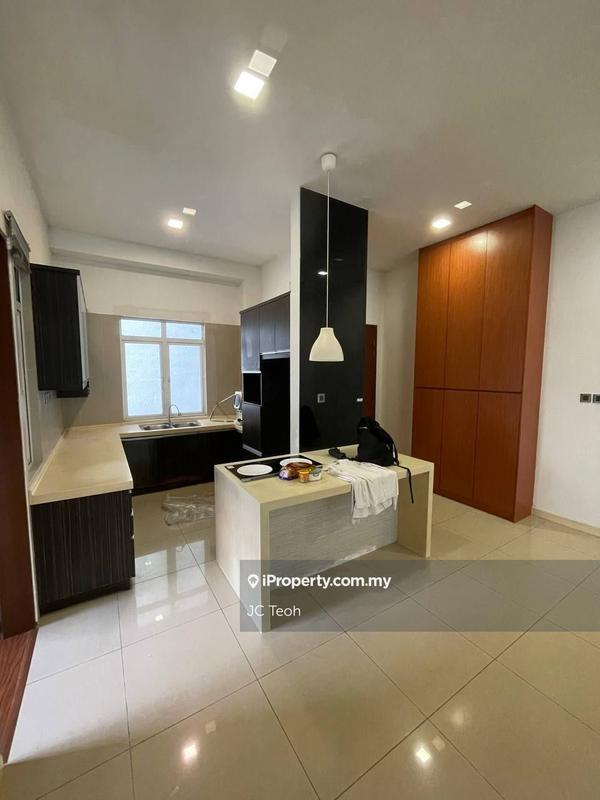 Kondominium untuk Dijual di Amaya Saujana oleh JC Teoh - iProperty.com.my