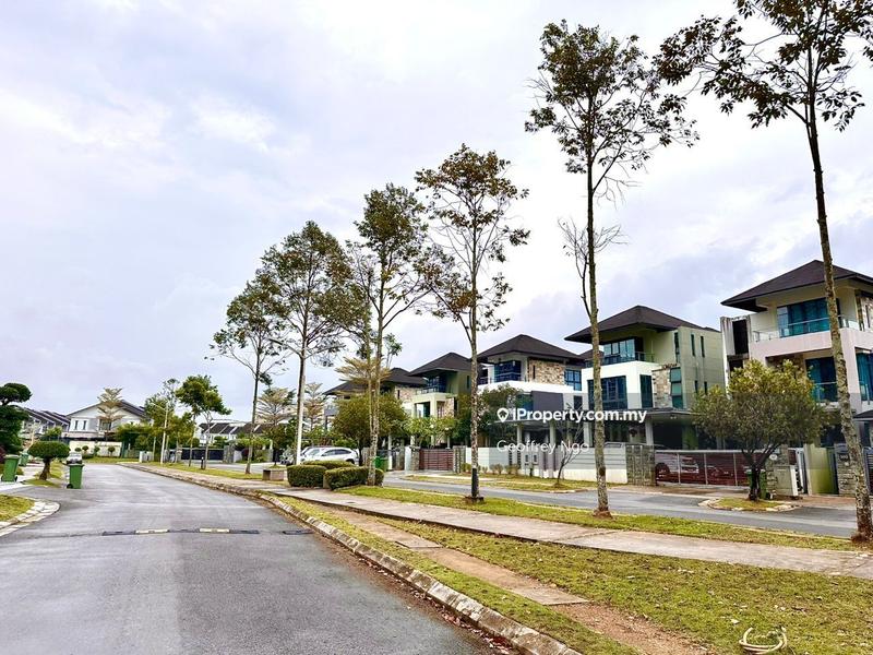 Bungalow House for Sale in Kuching, Sarawak by Geoffrey Ngo - iProperty.com.my