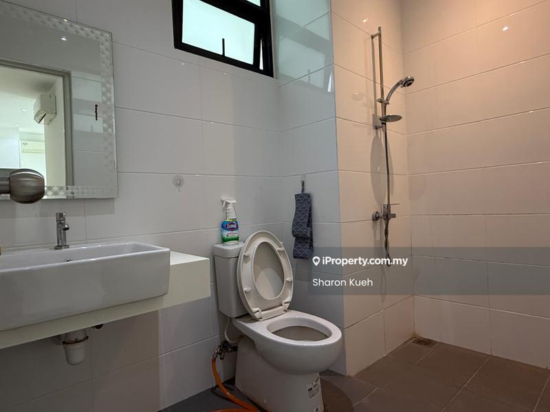 Kondominium untuk Dijual di Royal Richmond Gold oleh Sharon Kueh - Bathroom - iProperty.com.my