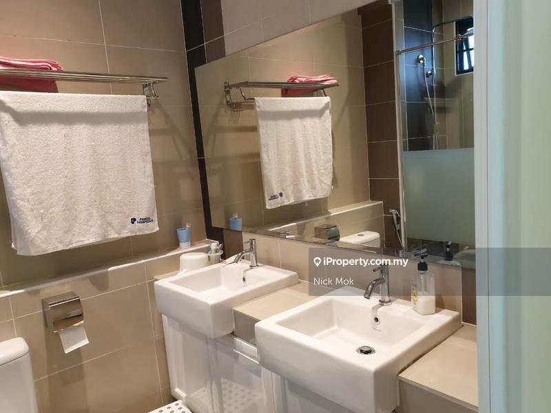 Rumah Berkembar untuk Dijual di Periwinkle, Bandar Rimbayu, Telok Panglima Garang oleh Nick Mok - iProperty.com.my