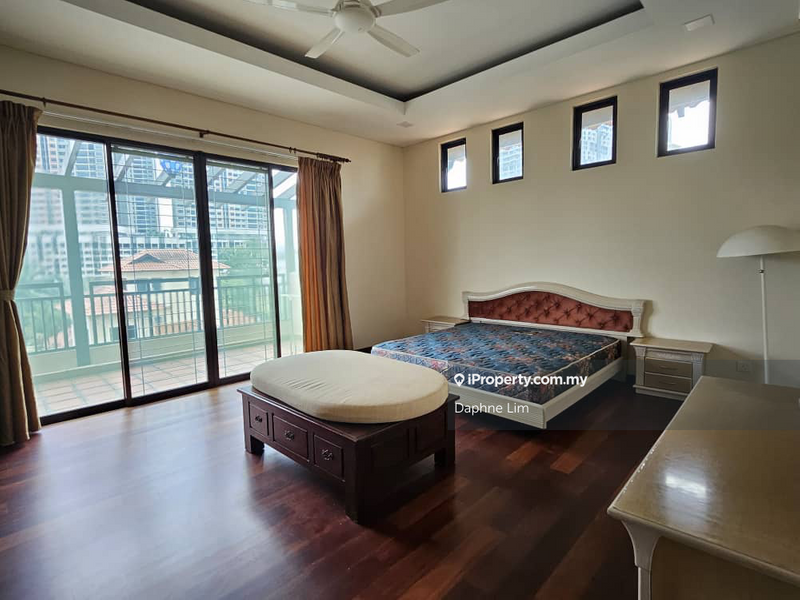 Bungalow House for Sale in Bukit Jalil Golf, Bukit Jalil by Daphne Lim - iProperty.com.my