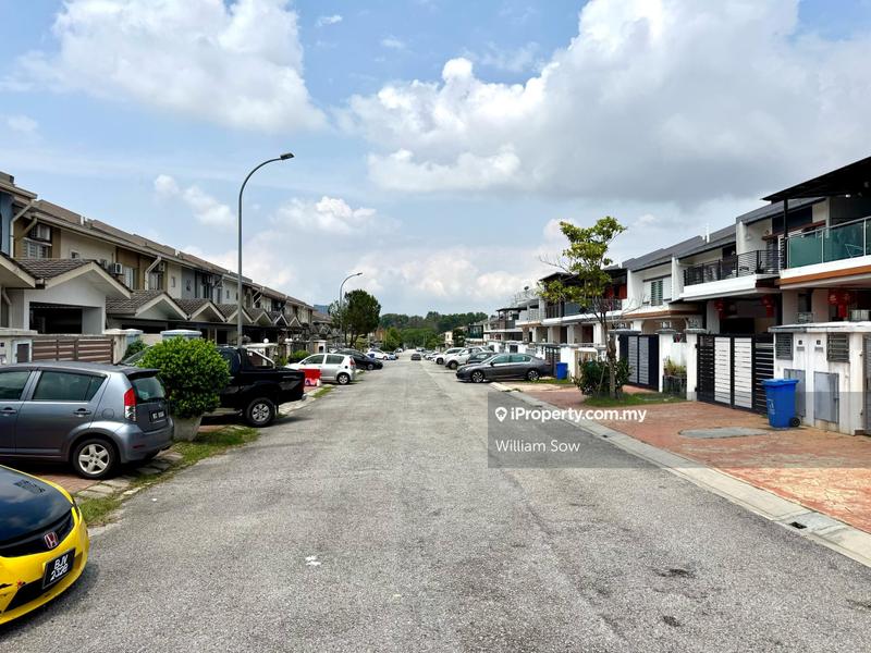 Rumah Berangkai 2 Tingkat untuk Dijual di Seksyen U5, Shah Alam oleh William Sow - Surrounding Area - iProperty.com.my