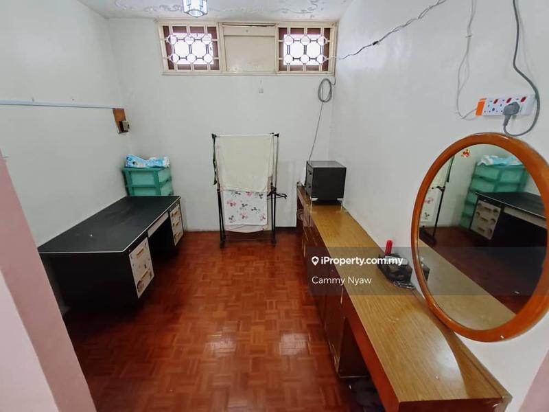 Rumah Berkembar untuk Dijual di Taman Million, Jalan Ipoh oleh Cammy Nyaw - iProperty.com.my