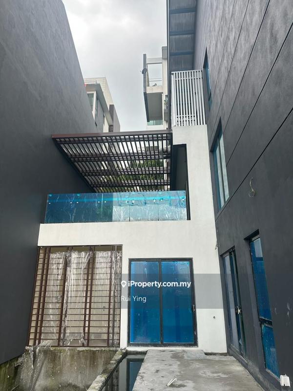 Vila Berkembar untuk Dijual di Pantai Hill Park, Pantai oleh Rui Ying - iProperty.com.my