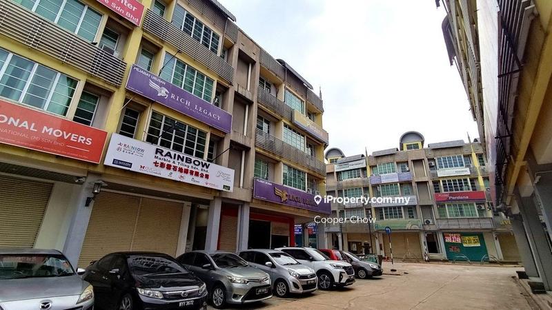 Kedai untuk Dijual di Seksyen 8, Petaling Jaya oleh Cooper Chow - iProperty.com.my