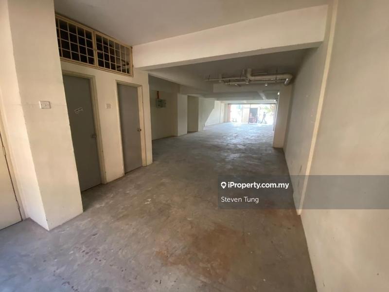 Shop / Office for Sale in Seri Kembangan, Serdang, Equine Park, Seri Kembangan by Steven Tung - iProperty.com.my