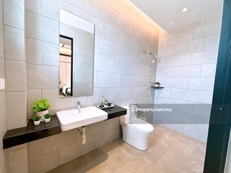 Rumah Berangkai 2 Tingkat untuk Dijual di Exclusive Hilltop Residences,Taman Krubong Heights, Krubong oleh Mii Ong - iProperty.com.my