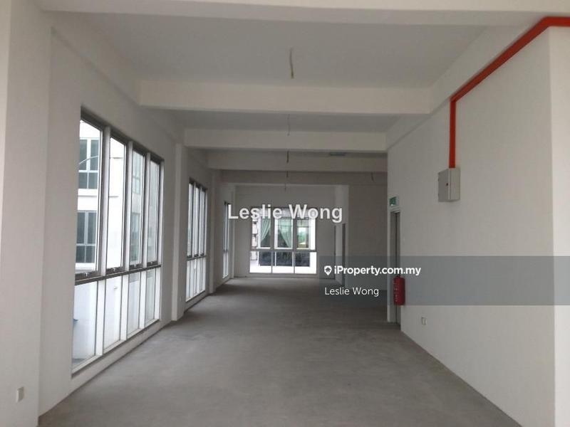 Shop / Office untuk Dijual di Taman Saujana Puchong oleh Leslie Wong - iProperty.com.my