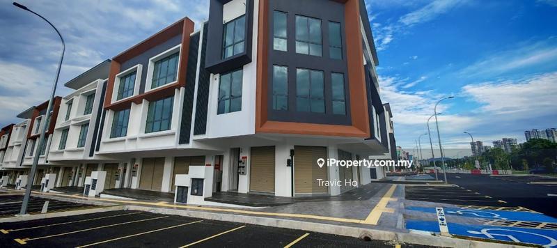 For Rent - 3 Storey Corner Shop Bandar Seri Putra Bangi