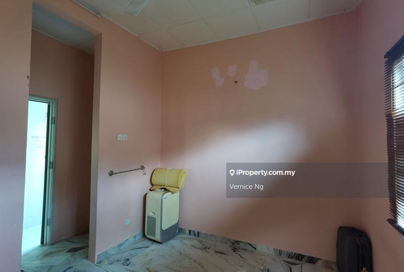 Banglo untuk Dijual di Pantai Sepang Putra, Sepang oleh Vernice Ng - iProperty.com.my