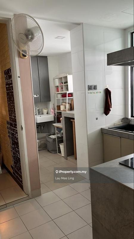 Condominium for Sale in Papillon Desahill Condominium by Lau Mee Ling - iProperty.com.my