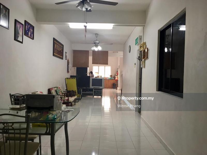 Shop-Office for Sale in Freehold 4 Storey Shop House, Jalan Kubu Jonker, Melaka City by Winnie Phang - iProperty.com.my