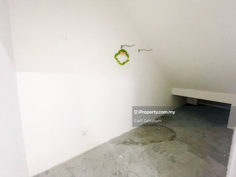 Shop-Office for Sale in Southville City Bangi, Dengkil by Zarif Zahisham - iProperty.com.my
