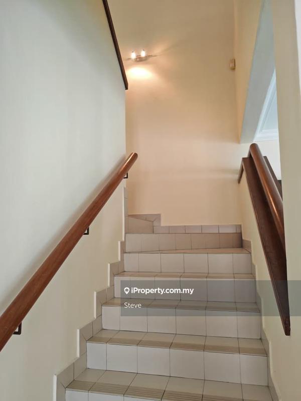 Semi-Detached House for Sale in Bandar Putra Permai, Seri Kembangan by Steve - iProperty.com.my