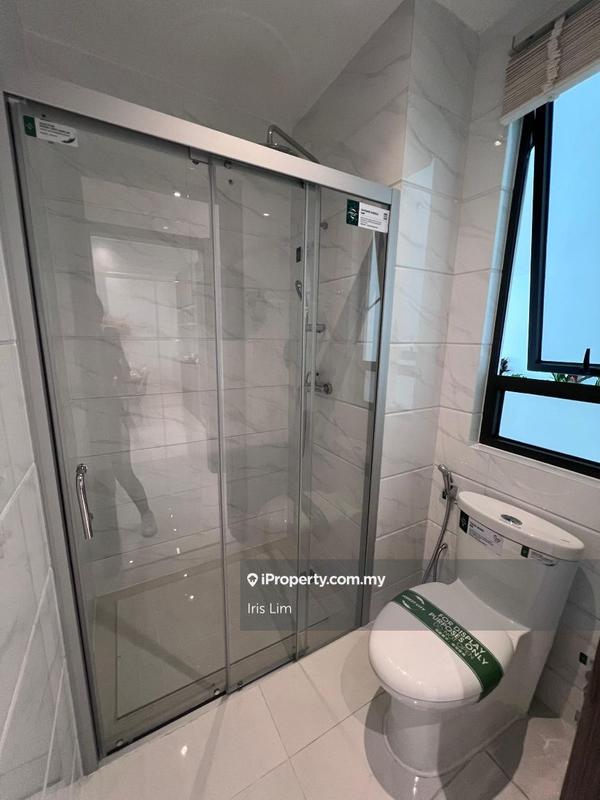 For Sale - Starview Bay @ Forest City