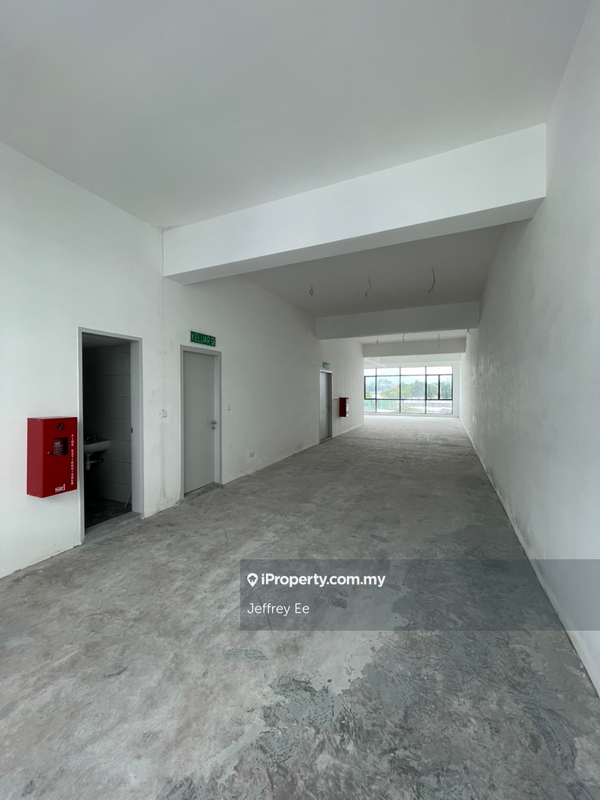 For Sale - Below Market 500k Adjoining Unit USJ Garden Shoppe