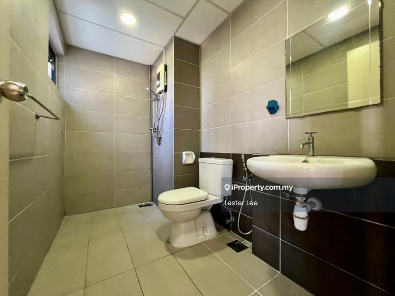 Residensi Servis untuk Disewa di Suria Residence oleh Lester Lee - Bathroom - iProperty.com.my