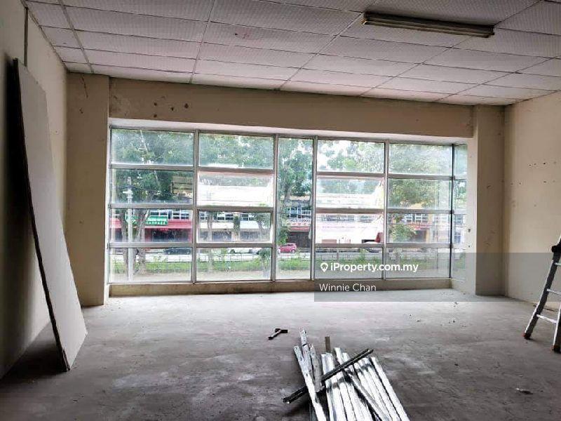 Shop for Sale in Taman Rasi Jaya, Menglembu by Winnie Chan - iProperty.com.my