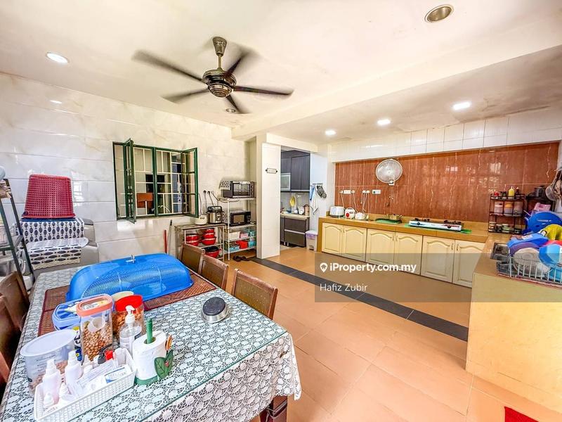 Rumah Berkembar untuk Dijual di 8da2t, Ulu Kelang oleh Hafiz Zubir - iProperty.com.my