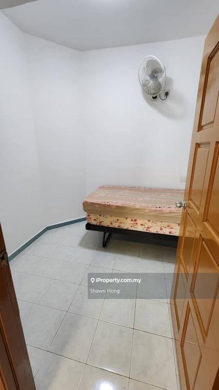 Kondominium untuk Dijual di Taman Desa Relau 2 oleh Shawn Hong - iProperty.com.my