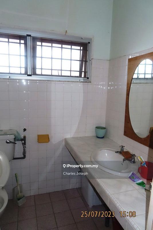 Bungalow House untuk Dijual di Taman Tanjung, Port Dickson oleh Charles Joseph - iProperty.com.my