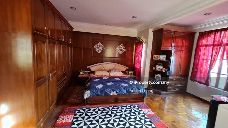 Rumah Berkembar untuk Dijual di Taman Lestari Perdana, Seri Kembangan oleh Adrian Leong - iProperty.com.my