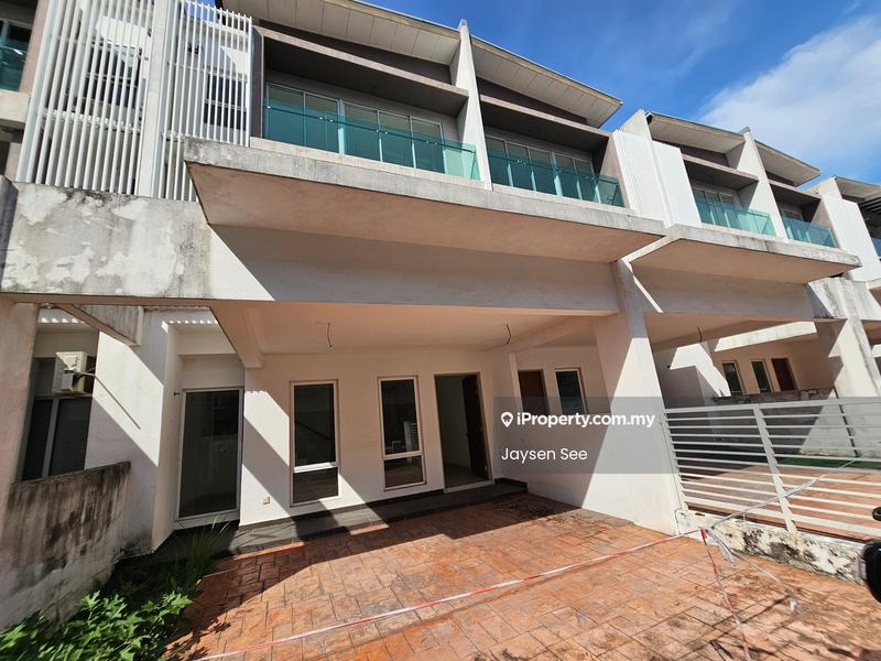 3-storey Terraced House for Sale in Taman Subang Mas, Subang Jaya by Jaysen See - Exterior - iProperty.com.my