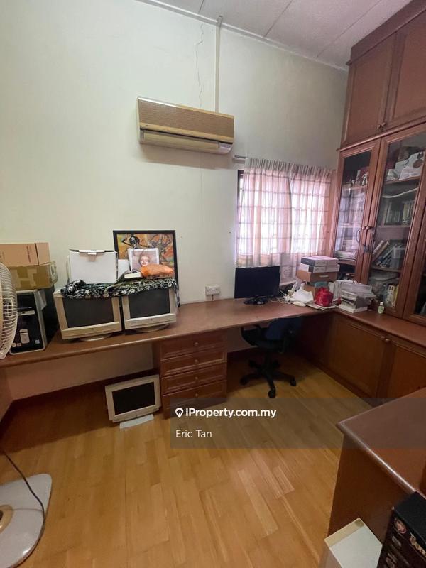 Rumah Berangkai 2 Tingkat untuk Dijual di Bukit Jelutong, Shah Alam oleh Eric Tan - iProperty.com.my